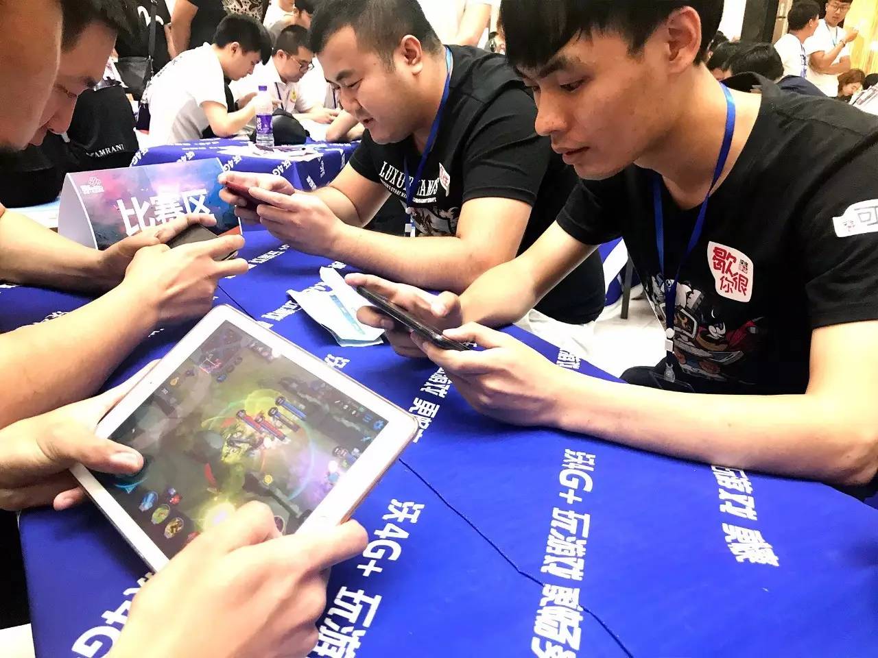 固定预算与 固定预算与
